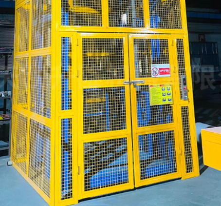 文教镇货梯可以安装在室外吗